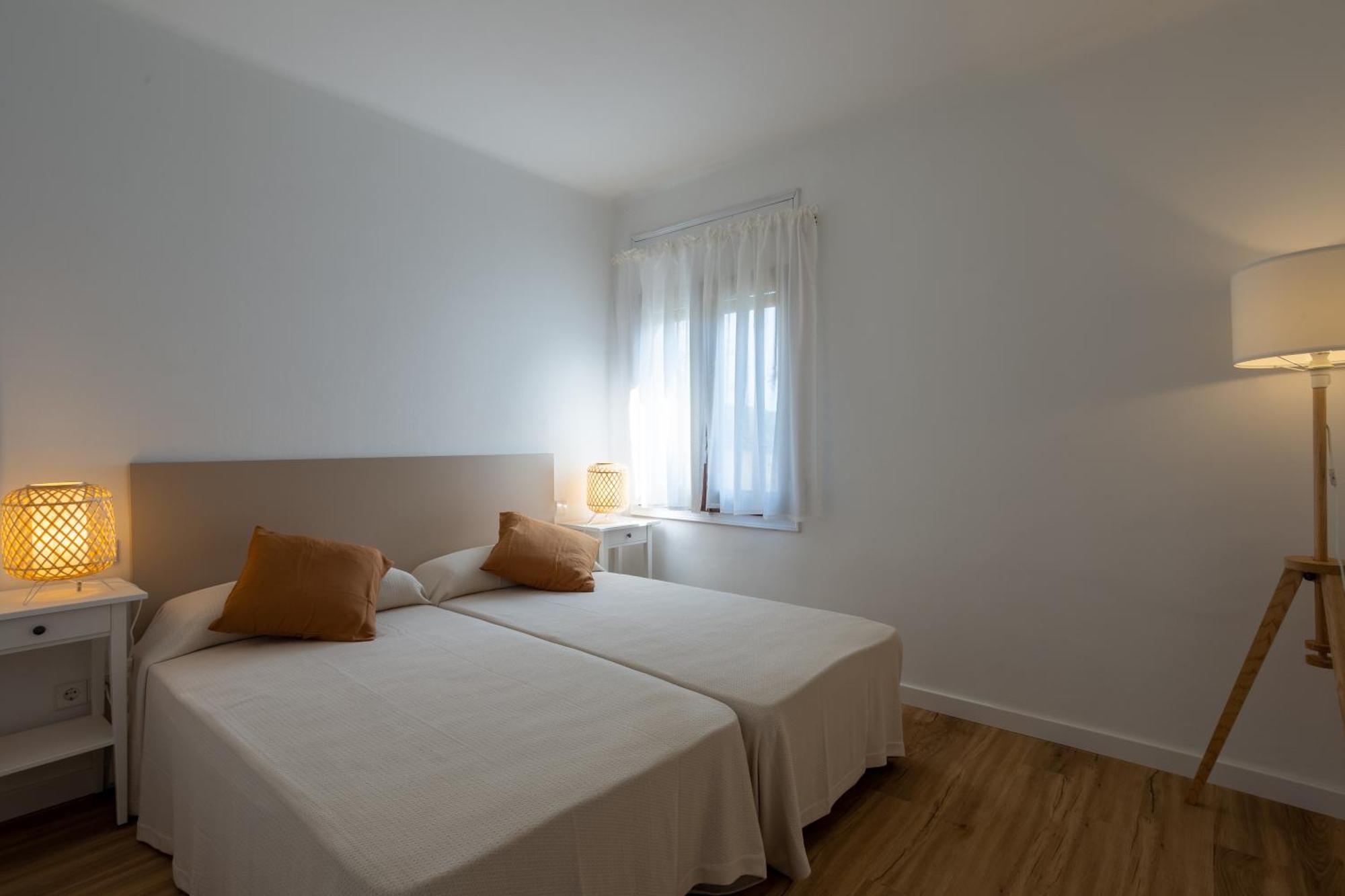 Mas Valenti 1511 Guest House Vall Llobrega Ruang foto