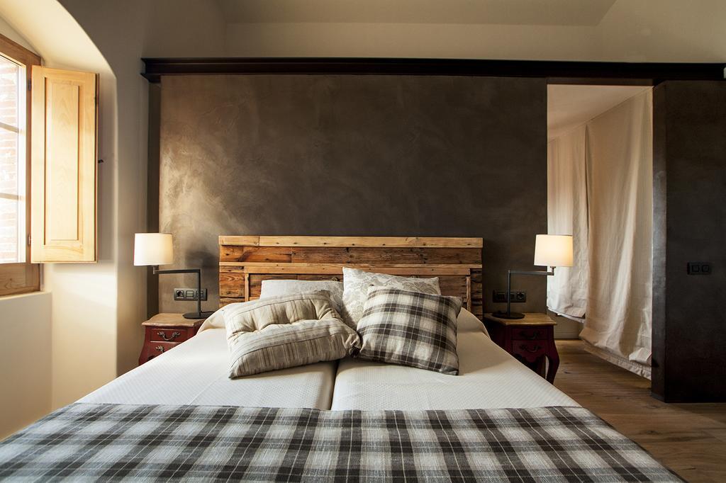 Mas Valenti 1511 Guest House Vall Llobrega Ruang foto