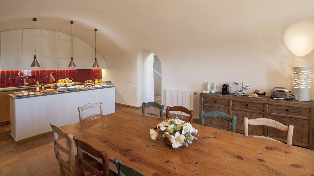 Mas Valenti 1511 Guest House Vall Llobrega Ruang foto