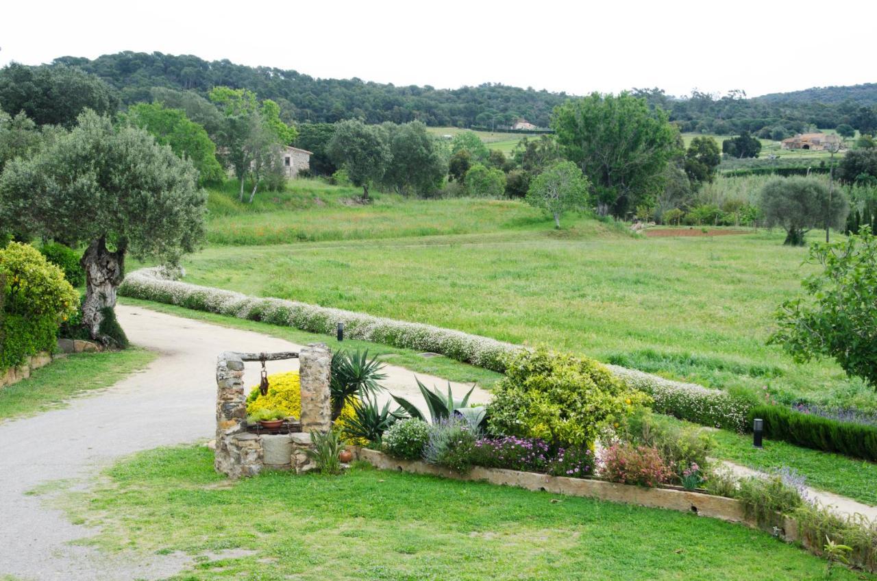 Mas Valenti 1511 Guest House Vall Llobrega Bagian luar foto